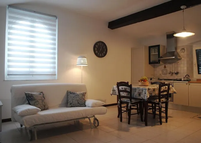 La Casina Di Ale Apartmán *